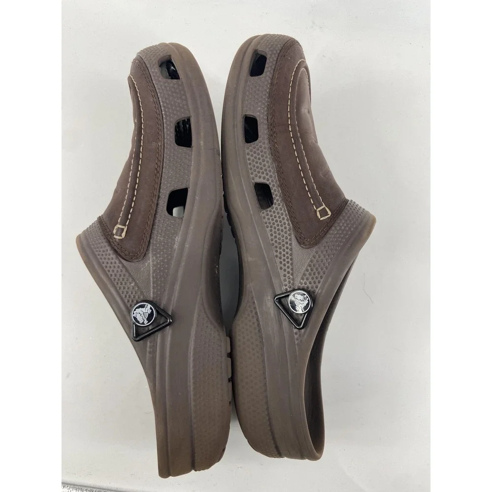 CROCS brand style